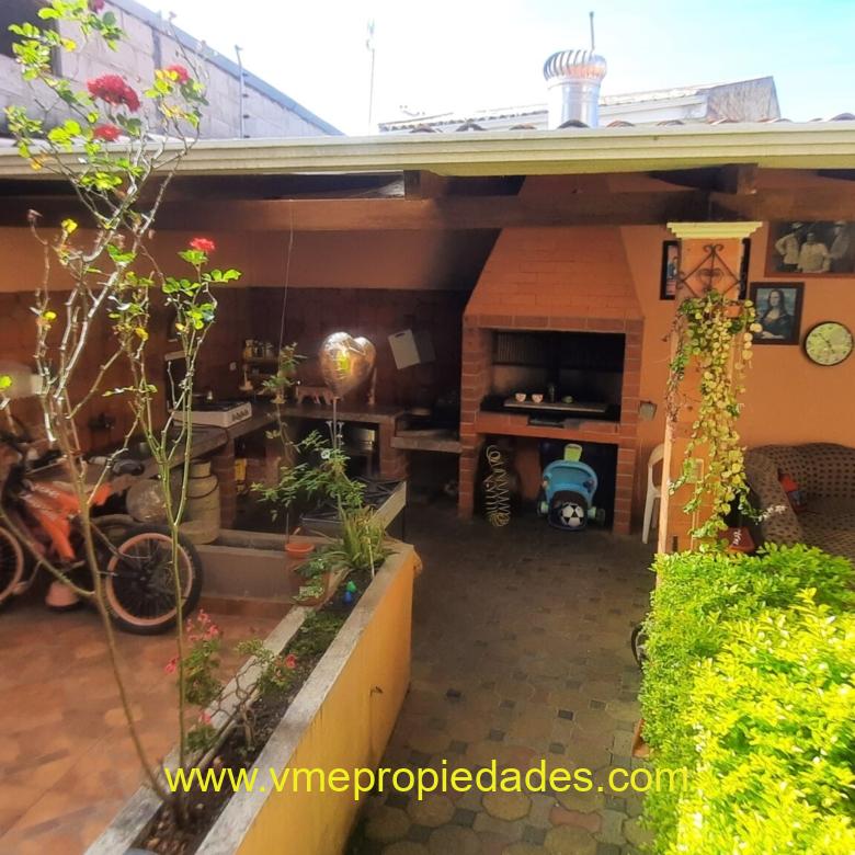 CASA EN VENTA EN CUENCA RICAURTE SECTOR CORAZON DE JESÚS