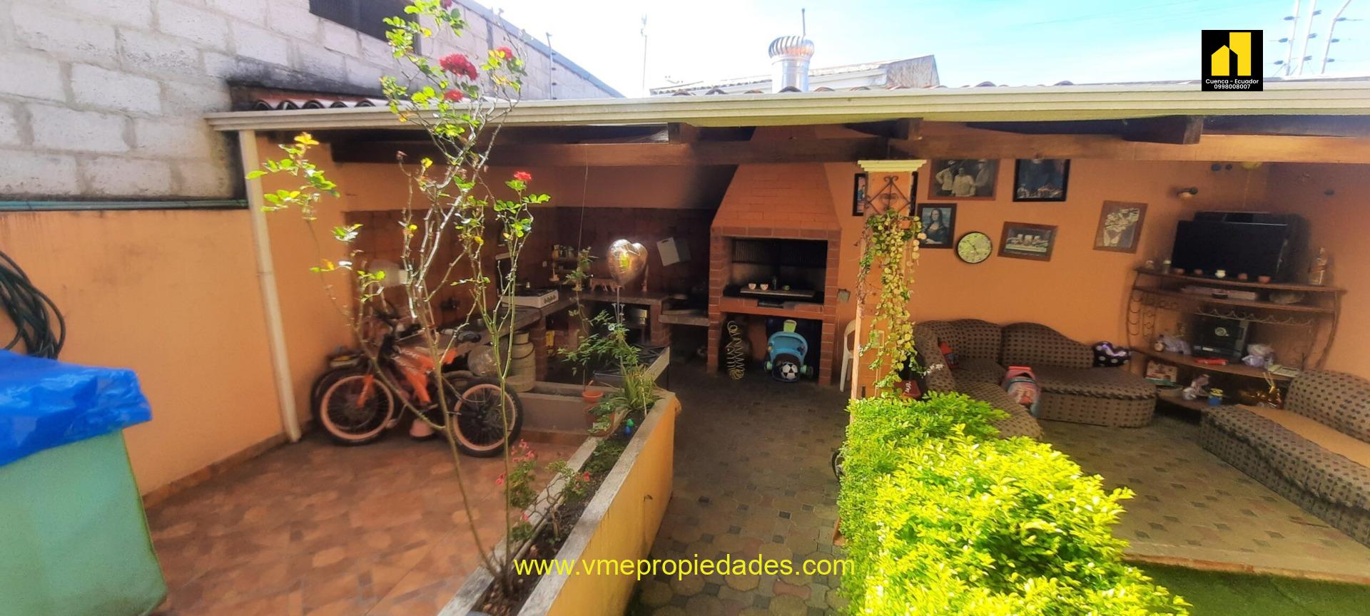 CASA EN VENTA EN CUENCA RICAURTE SECTOR CORAZON DE JESÚS