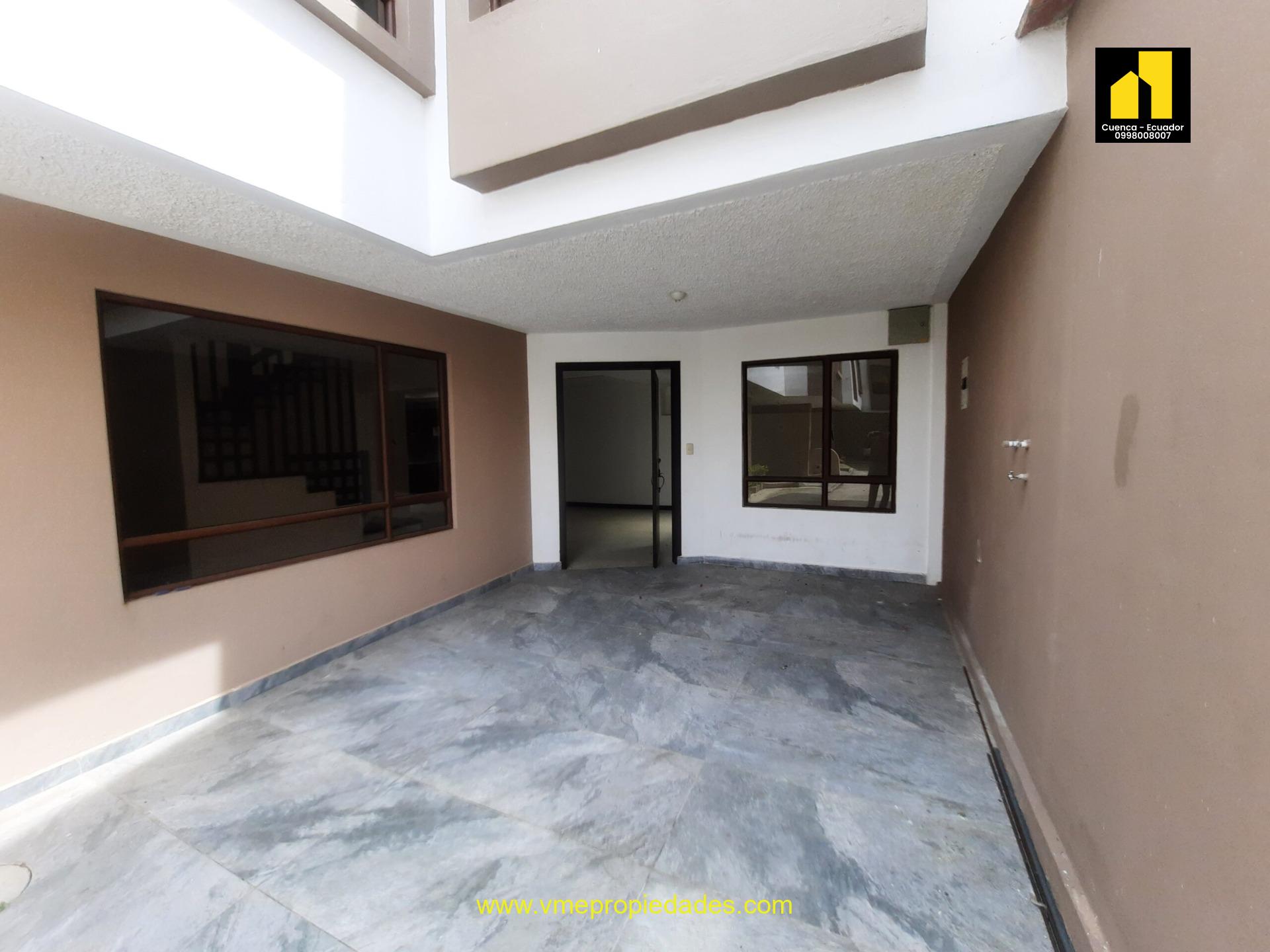 casa en venta en cuenca VIP Sector Oro Verde