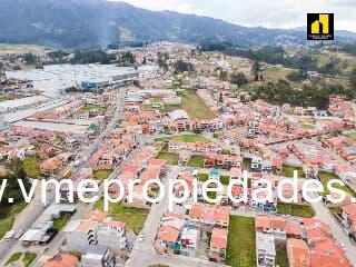 CASAS EN VENTA RACAR CUENCA