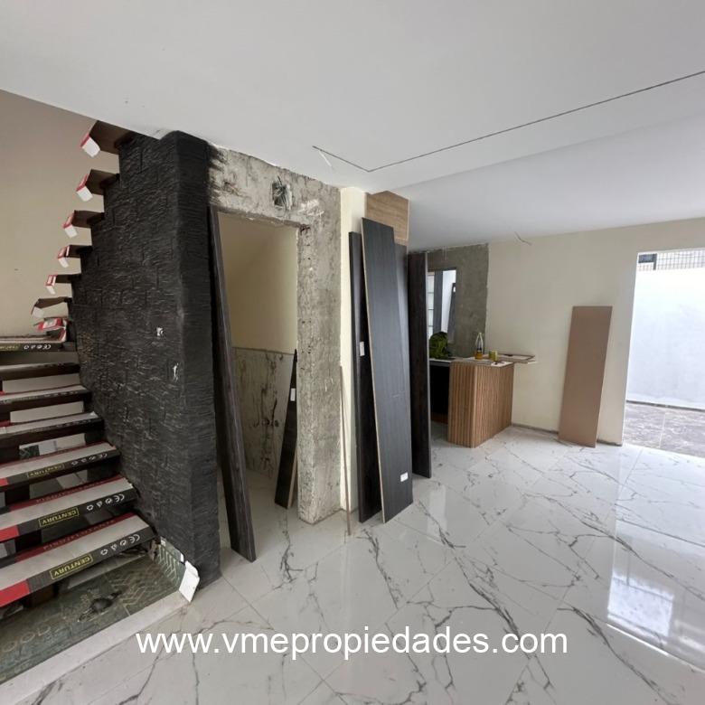 CASA EN VENTA DON BOSCO CUENCA AMPLIA