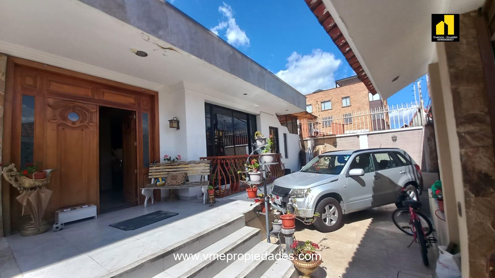 CASA CON TERRENO EN VENTA ECUADOR CUENCA