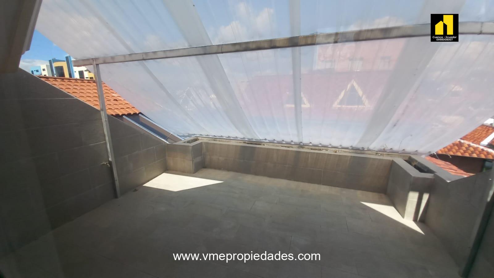 CASA CON TERRENO GRANDE EN VENTA CUENCA ECUADOR PLUSVALÍA