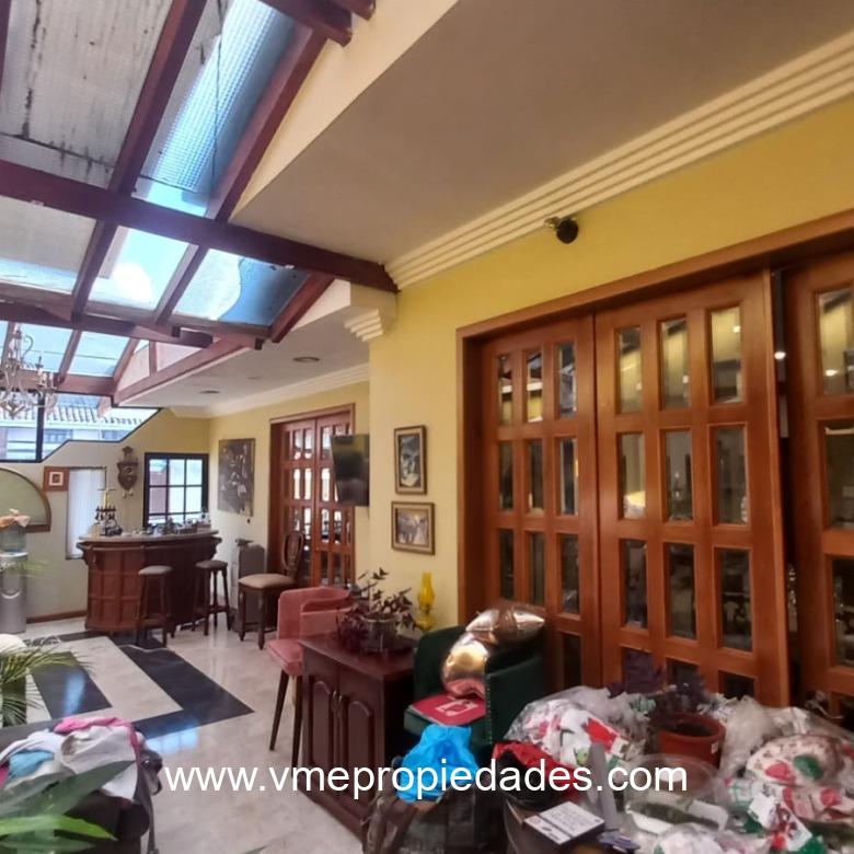 CASA CON TERRENO GRANDE OLX CUENCA ECUADOR