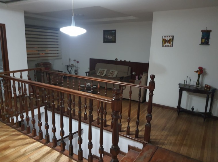 CASA DE 2 DEPARTAMENTOS SECTOR PARAISO CUENCA